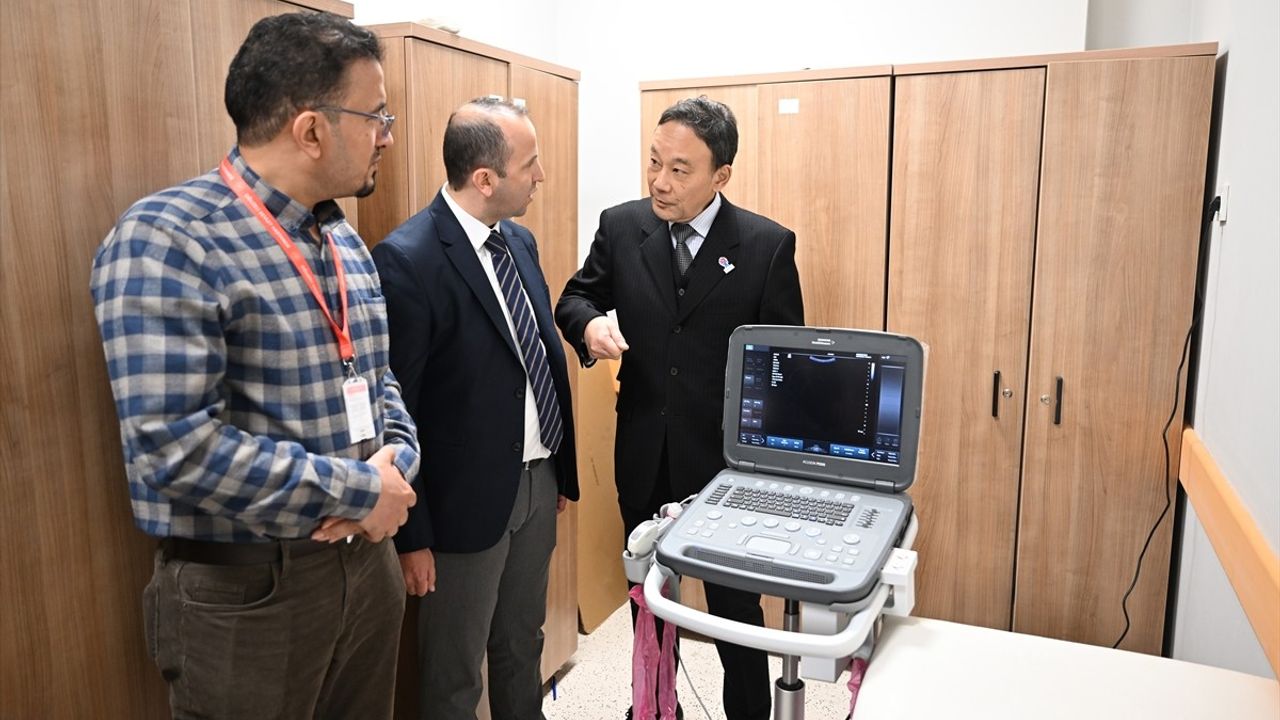 Japonya Büyükelçisi Katsumata'dan Gaziantep'teki Oğuzeli Devlet Hastanesi'ne Ziyaret