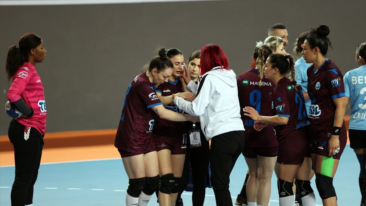 Kadınlar Hentbol Süper Lig: Ortahisar Belediyespor İzmir’i Yendi