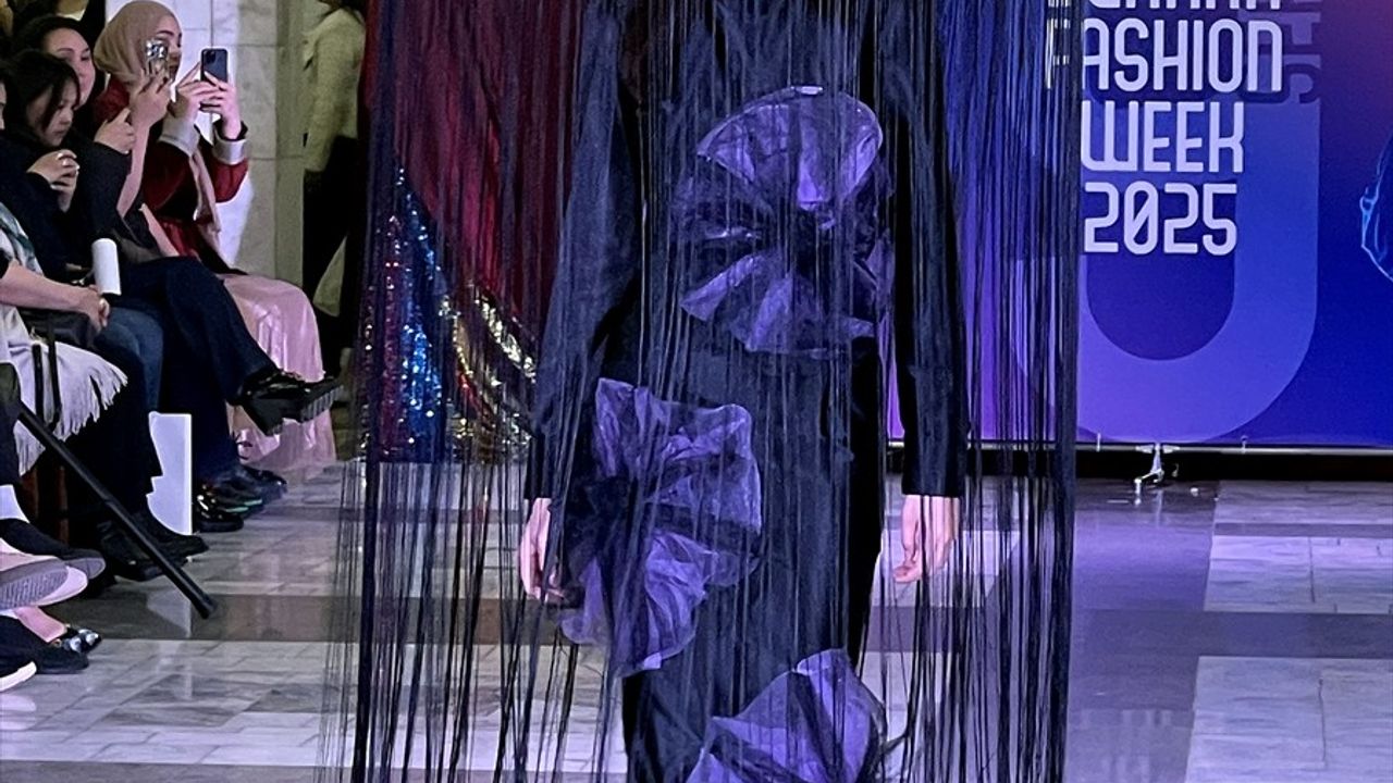 Kırgızistan'da 9. Burana Uluslararası Moda Haftası Beraberinde Yenilikler Getirdi