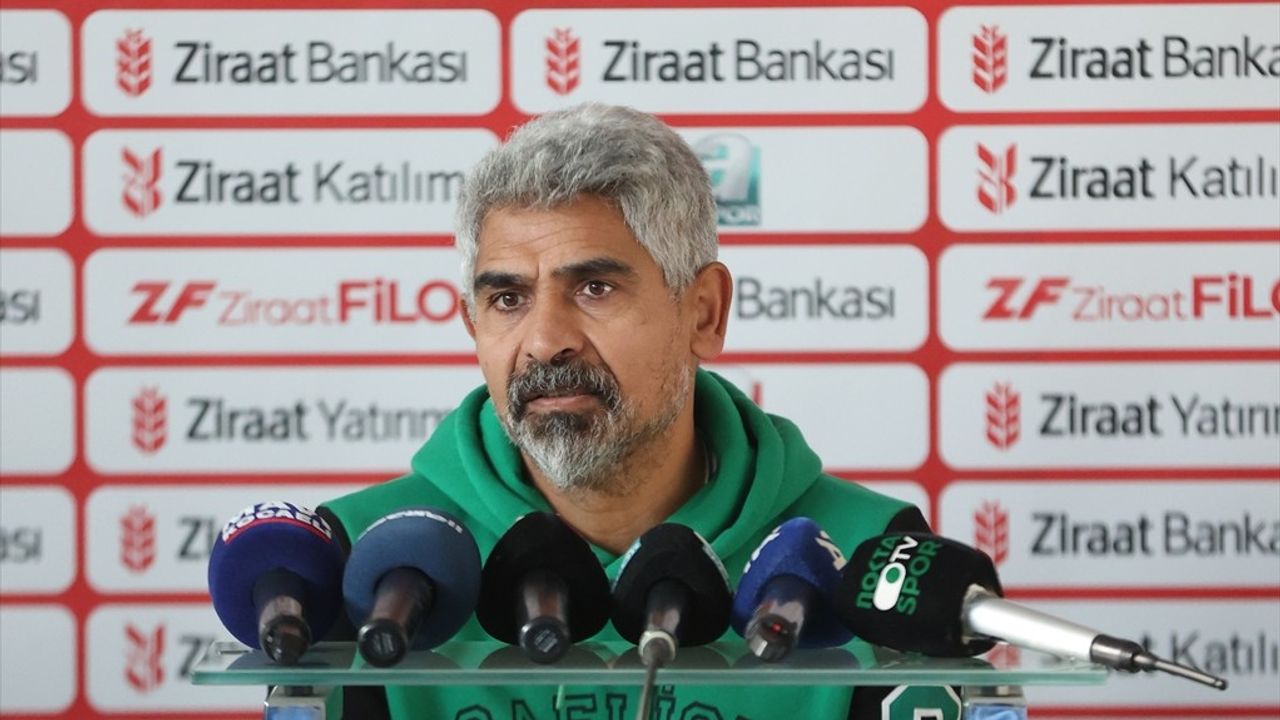 Kocaelispor Teknik Direktörü Taşdemir: "Galip Geldik Ama Yetmedi"