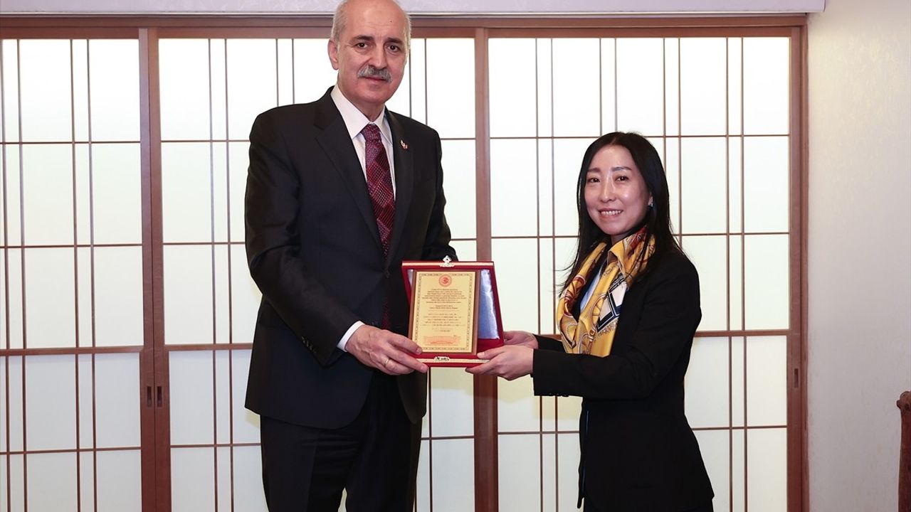 Kurtulmuş, Japon Arama Kurtarma Ekibiyle Bir Araya Geldi