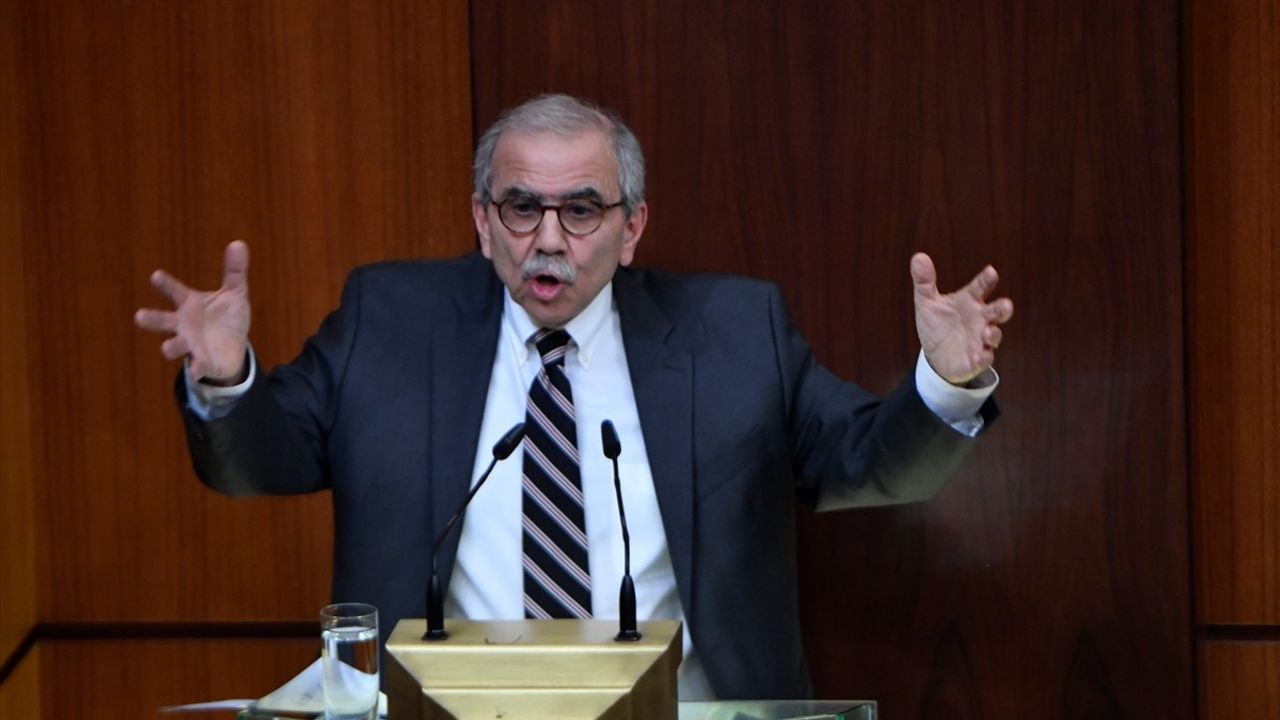 Lübnan'da Nevvaf Selam Hükümeti Güvenoyu Aldı