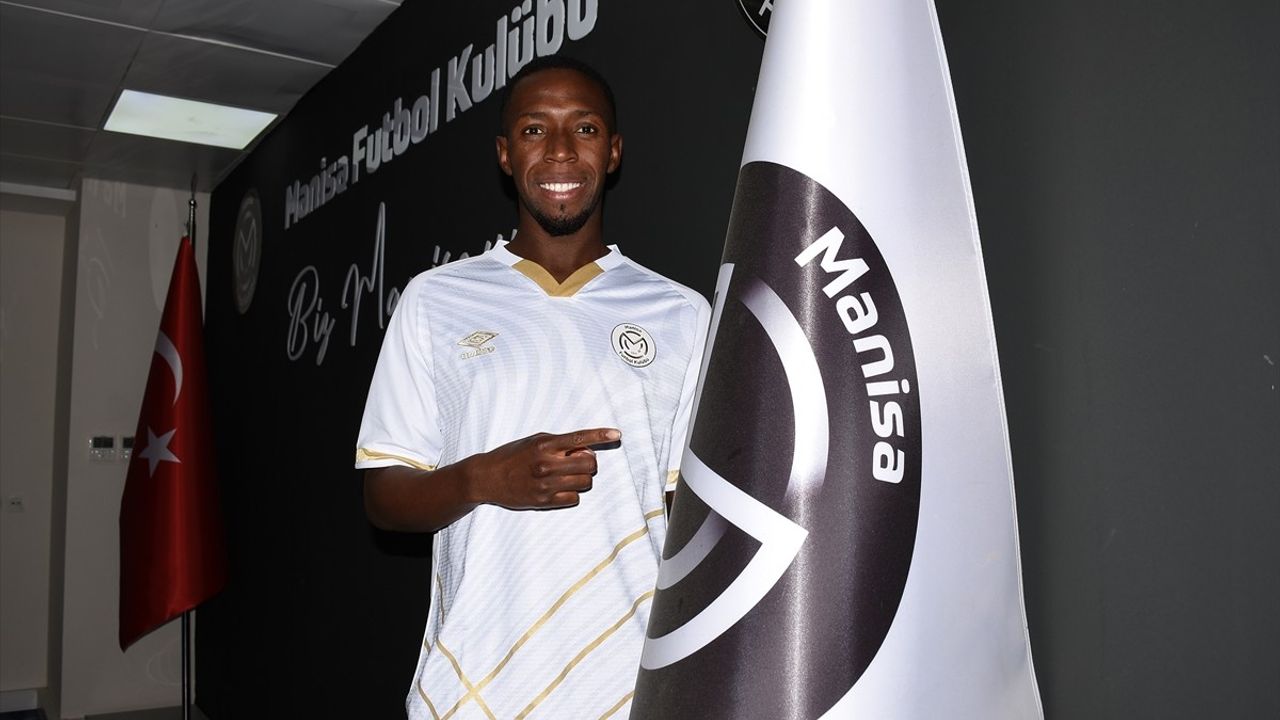 Manisa FK, Birama Toure'yi Transfer Etti