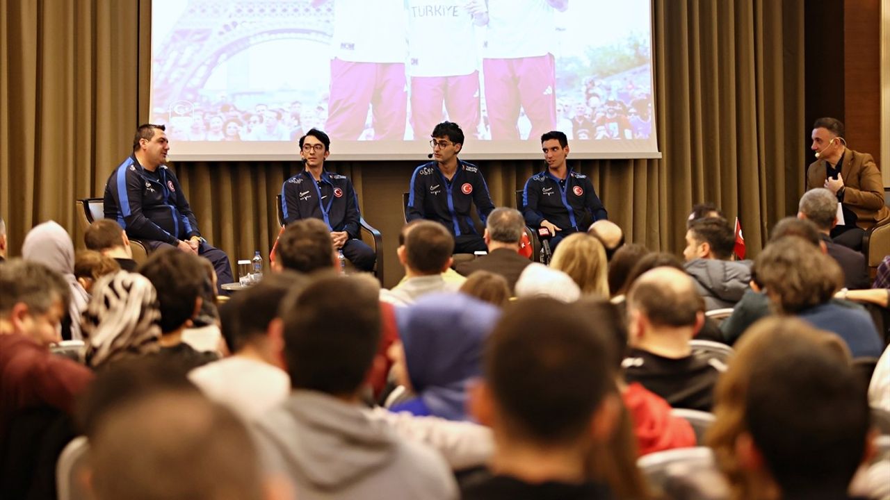 Olimpiyat Şampiyonu Okçular Genç Sporcularla Bir Araya Geldi