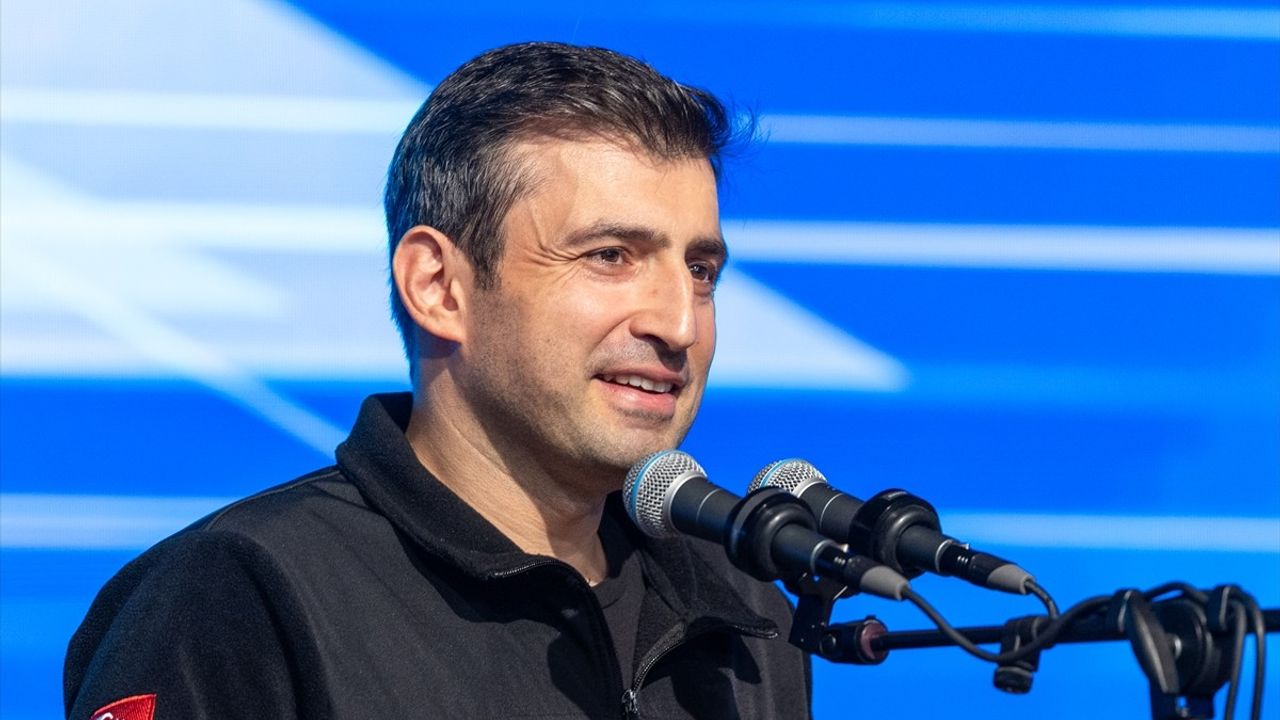 Özdemir Bayraktar Ödülleri Sahiplerini Buldu: Baykar'dan 122 Başarıya Ödül