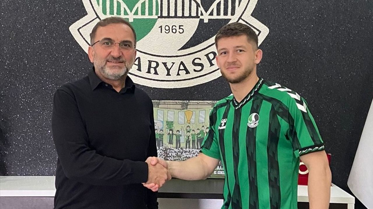 Sakaryaspor, Bulgar Futbolcu Atanas Kabov ile Anlaştı