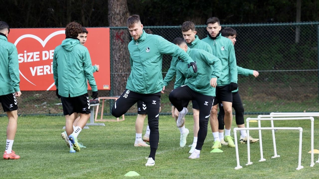 Sakaryaspor, Ümraniyespor Maçı İçin Hazırlıklarına Hız Verdi