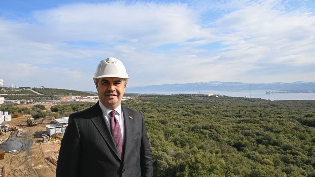 Sanayi Bakanı Kacır, TÜBİTAK Fen Lisesi'nde Gelecek Vizyonunu Paylaştı