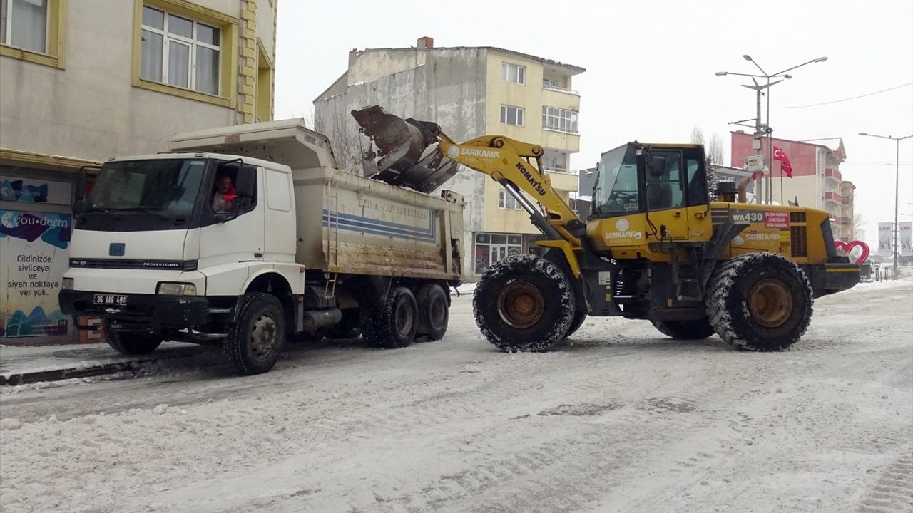 Sarıkamış'ta Yoğun Kar Yağışı, Kar Temizlik Çalışmaları Hızlandı