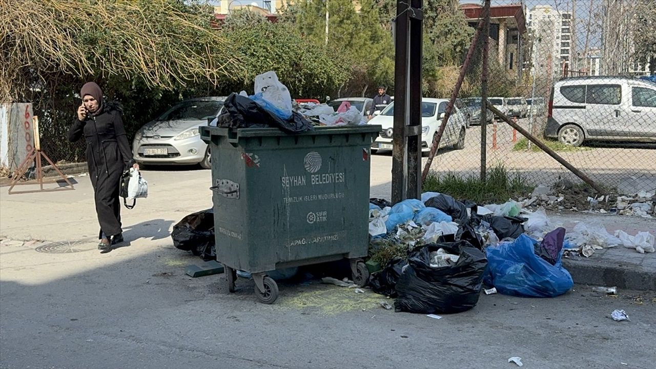 Seyhan Belediyesinde İşçiler İş Bıraktı: Tediye ve Fazla Mesai Ücretleri İçin Eylem