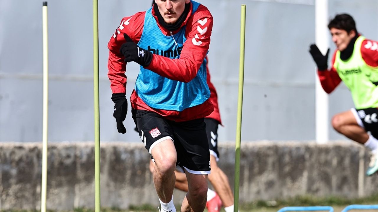 Sivasspor, Konyaspor Maçına Hazırlıklarını Tamamladı