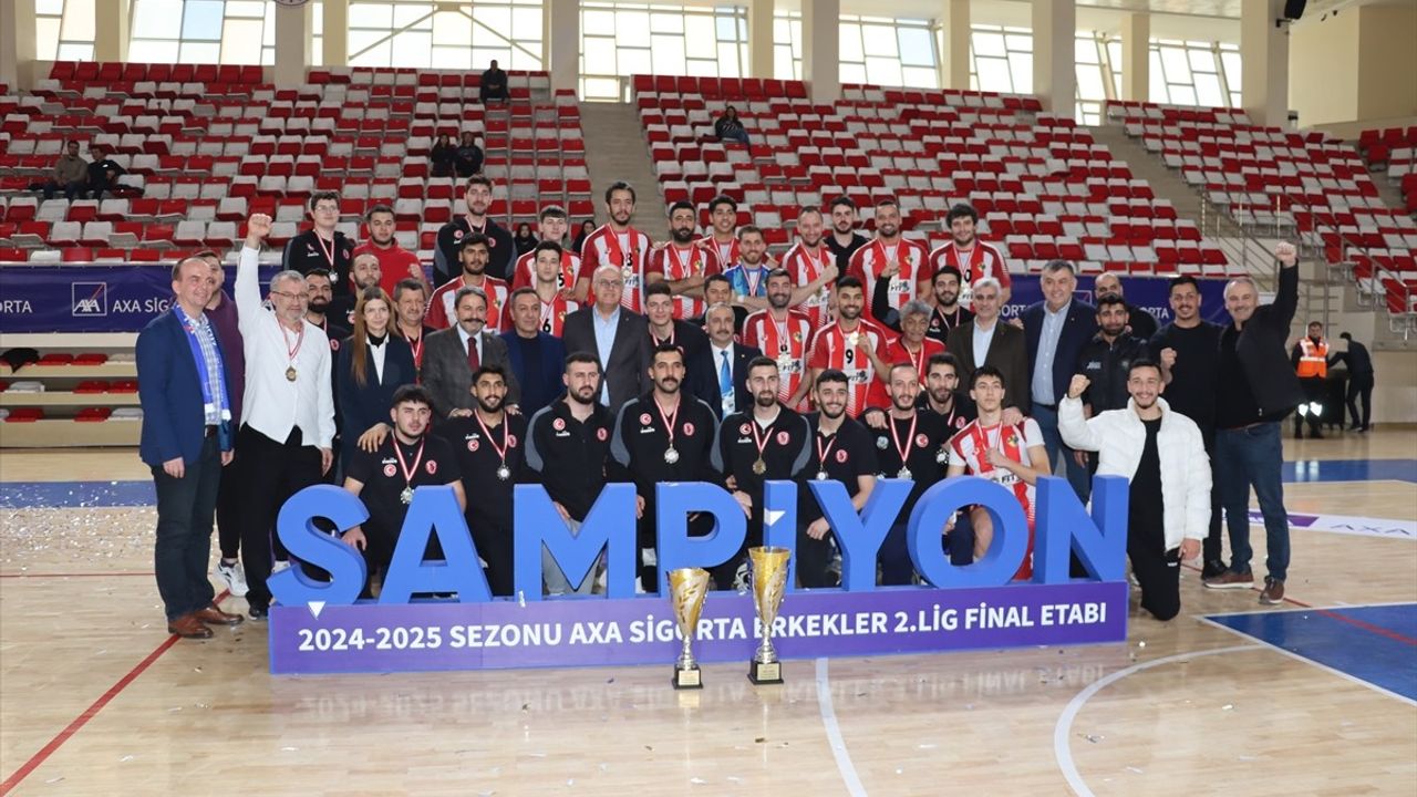 Sungurlu Belediyespor, Voleybolda Şampiyonluk İle 1. Lig'e Yükseldi