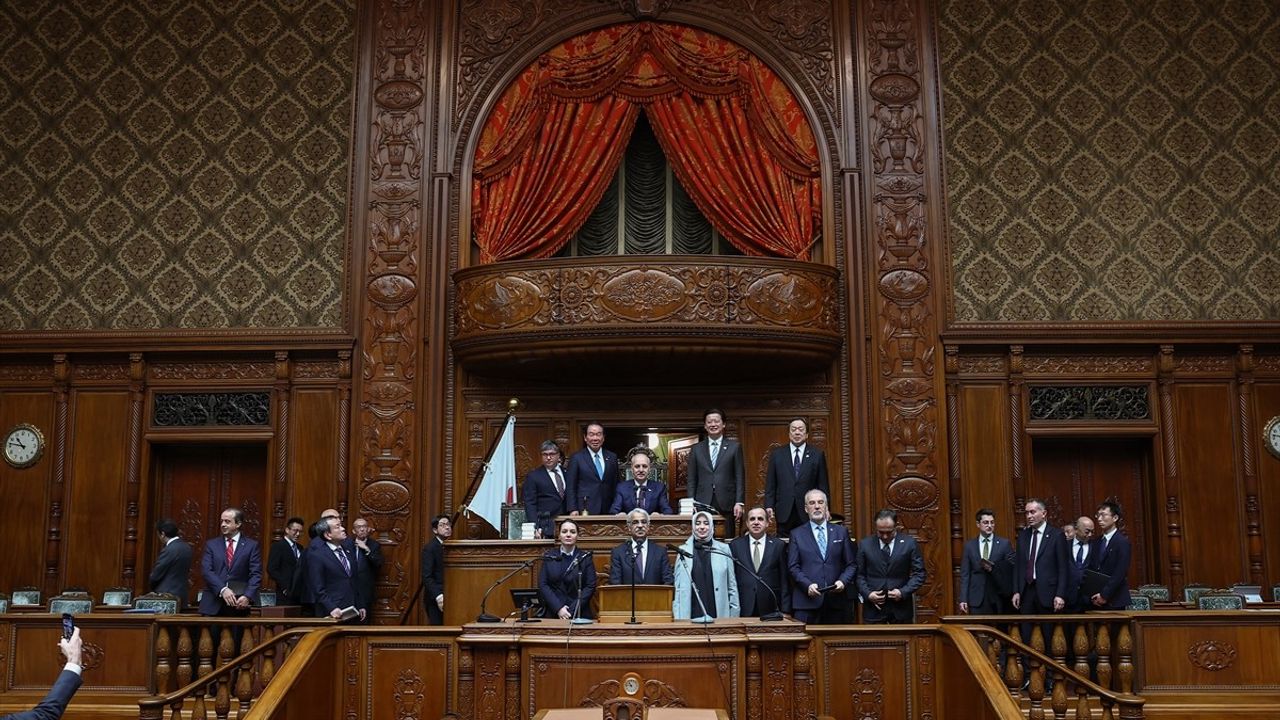 TBMM Başkanı Kurtulmuş, Tokyo’da Japonya Temsilciler Meclisi Başkanı ile Görüştü