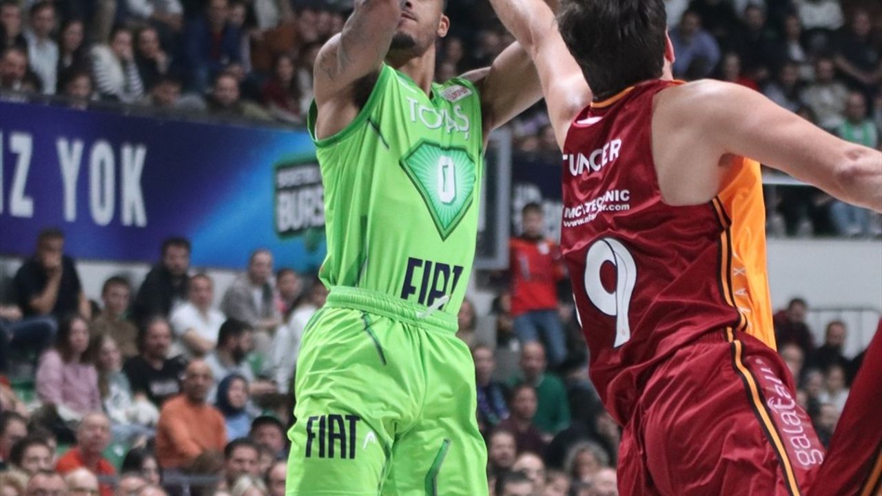 TOFAŞ, Galatasaray'ı 88-83 Yenerek Önemli Bir Galibiyet Aldı