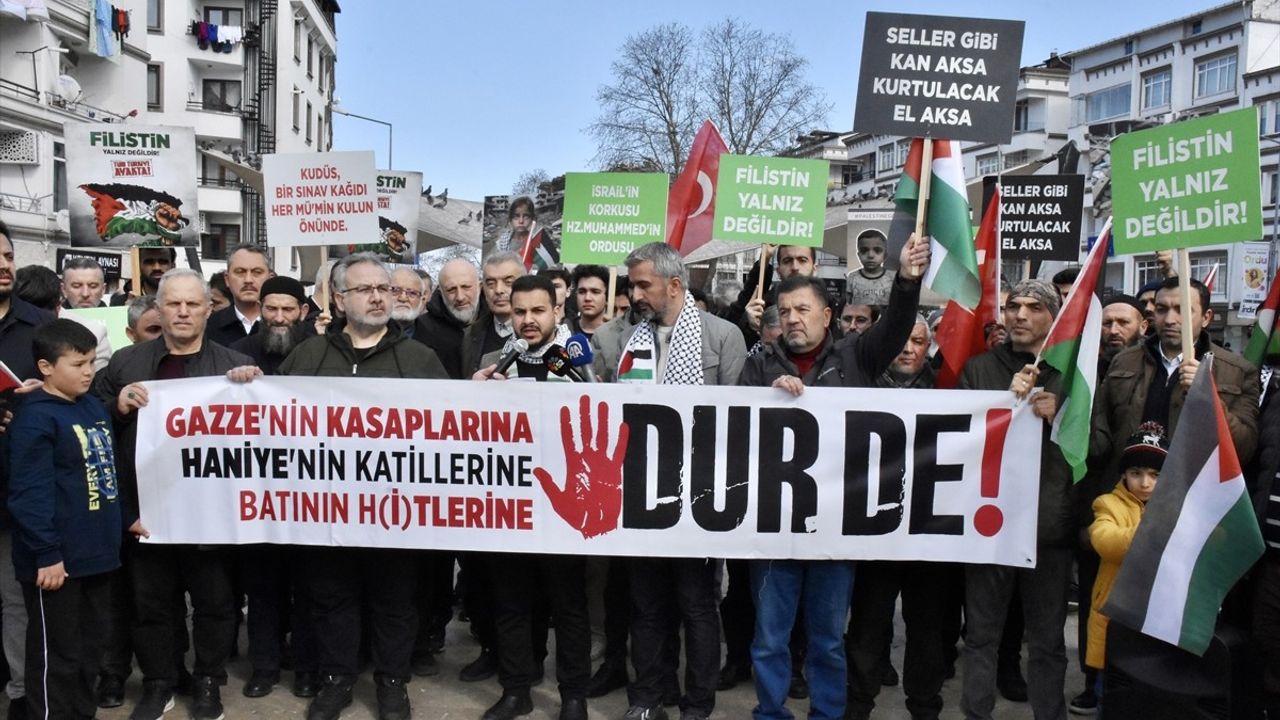 Trabzon ve Ordu'da Filistin'e Destek Yürüyüşleri Düzenlendi