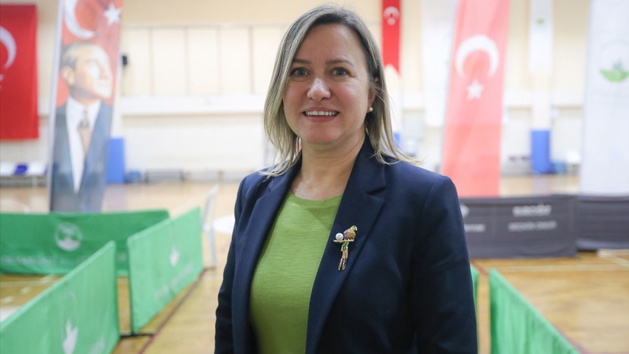 Trafik Kazası Sonrası Masa Tenisine Yönelen Orhan Koca İlk Madalyasını Kazandı