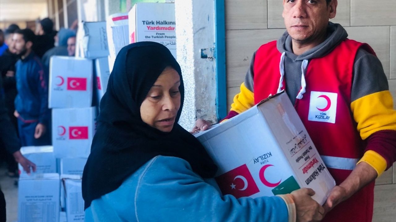 Türk Kızılay, Gazze'ye 57 Tır Yardım Gönderdi