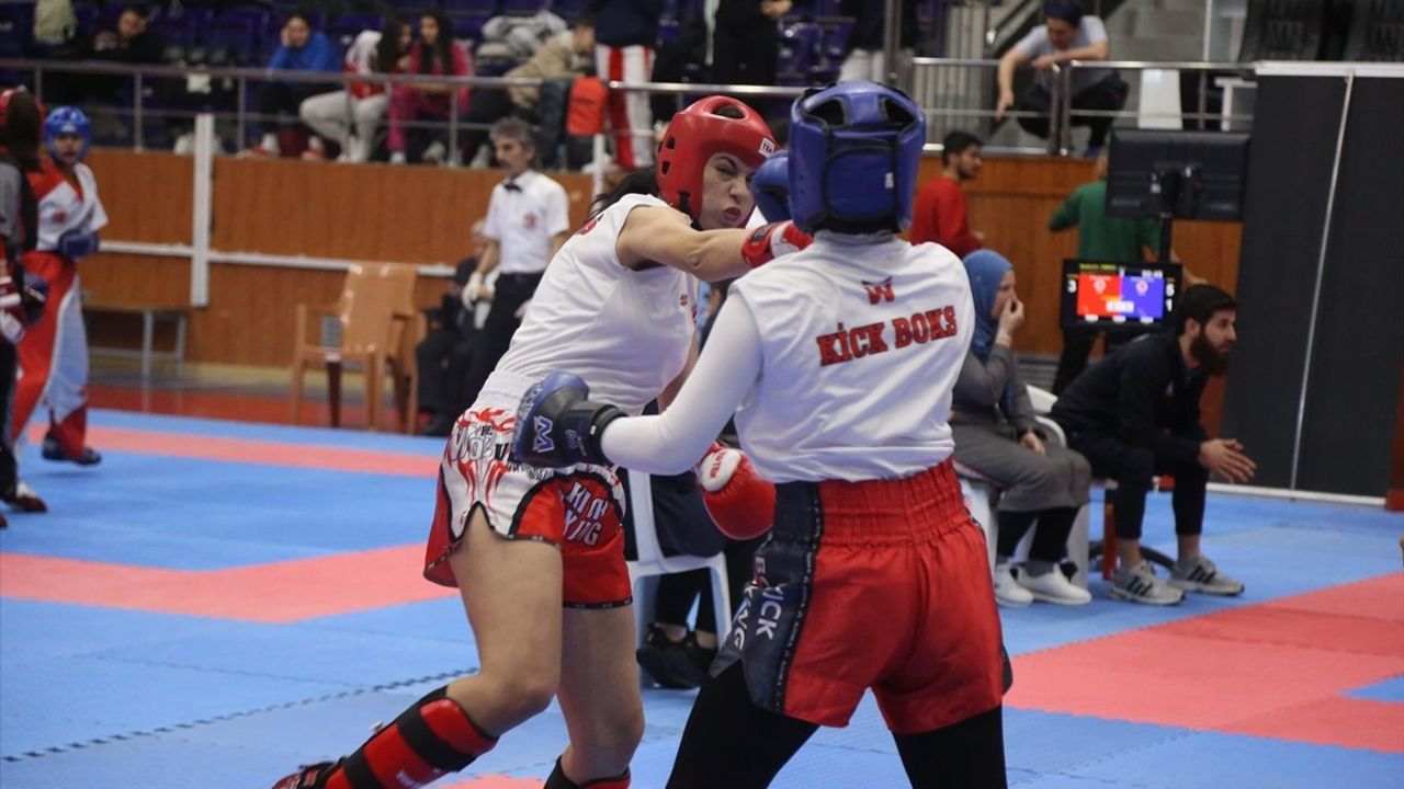 Türkiye Okul Sporları Gençler Kick Boks Şampiyonası Ordu'da Tamamlandı