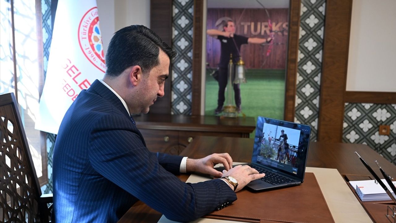 Turus, Yılın Kareleri Oylamasına Katıldı