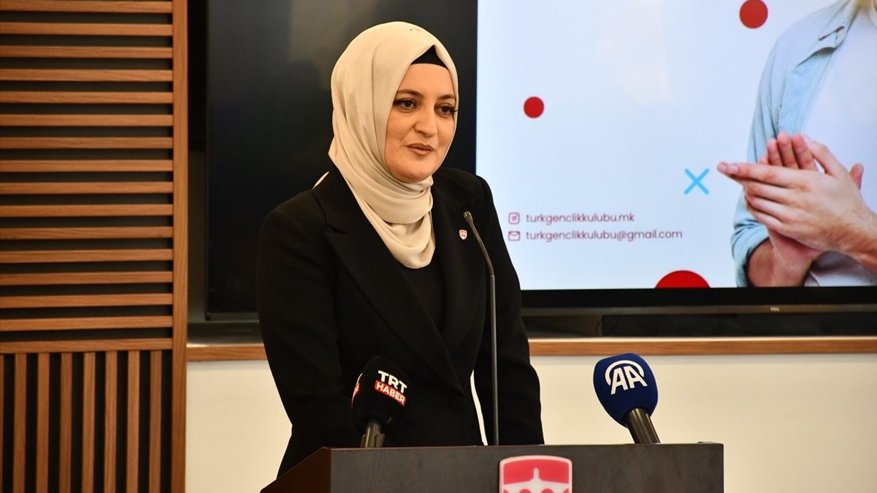 Üsküp'te Genç Diplomat Akademisi Açılış Programı Gerçekleştirildi