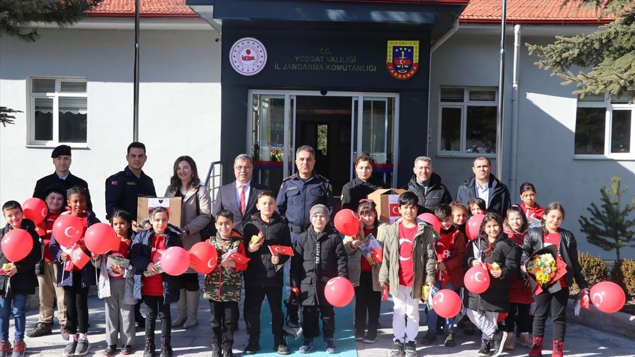 Yozgat'taki Minik Öğrencilerden Mehmetçiklere Anlamlı Destek