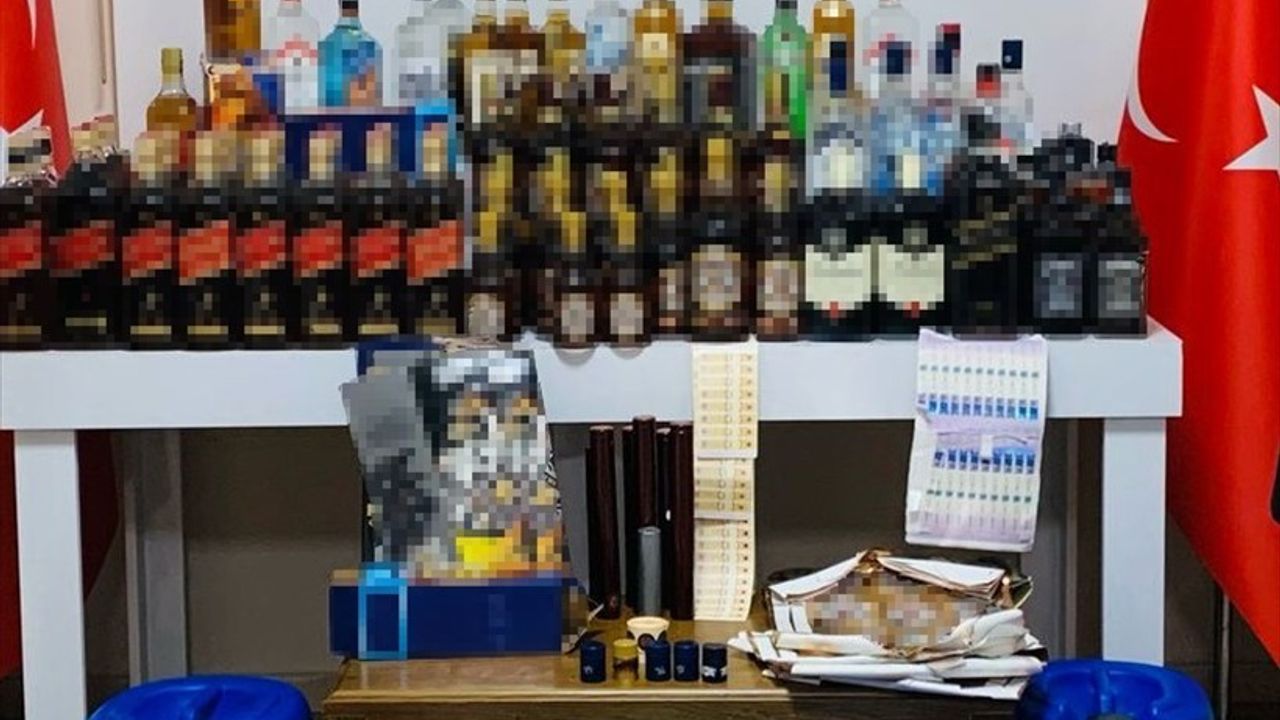 Zeytinburnu'nda Sahte İçki Operasyonu: 2 Şüpheli Yakalandı