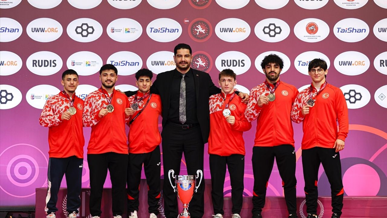 23 Yaş Altı Avrupa Güreş Şampiyonası: Tolga Özbek Bronz Madalyayı Kazandı!