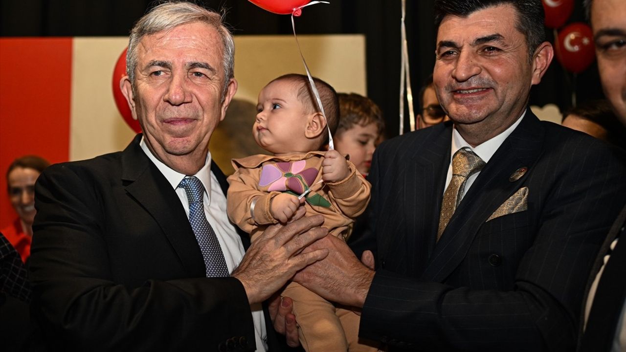 ABB Başkanı Yavaş, Şehit Yakınları ve Gazilerle İftarda Buluştu