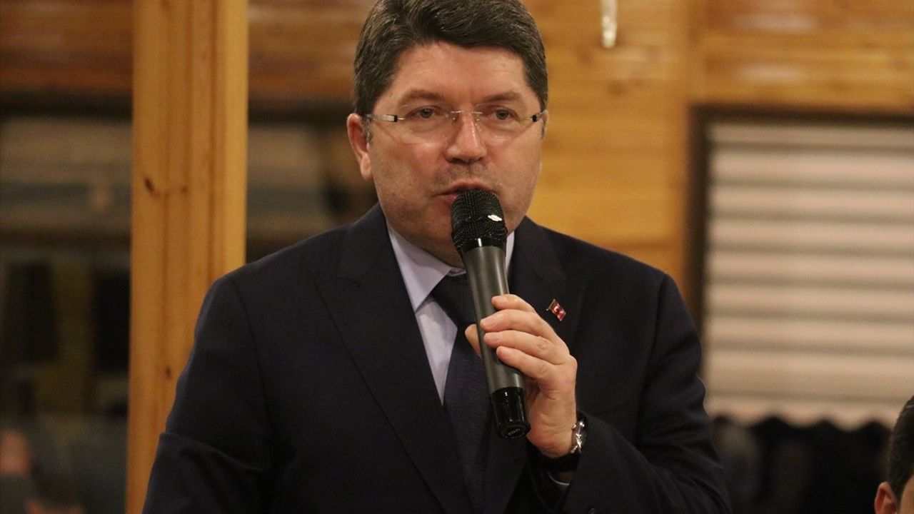 Adalet Bakanı Tunç'tan Karabük'te Birlik Mesajı