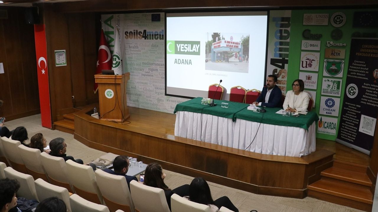 Adana'da Bağımlılıkla Mücadele Paneli Gerçekleşti