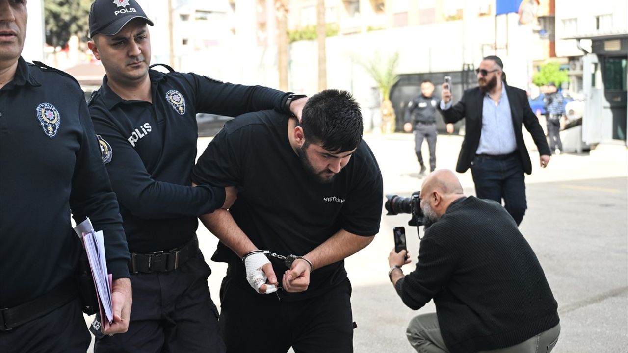 Adana'da Gaspa Dönüşen Kavga: 6 Şüpheli Yakalandı