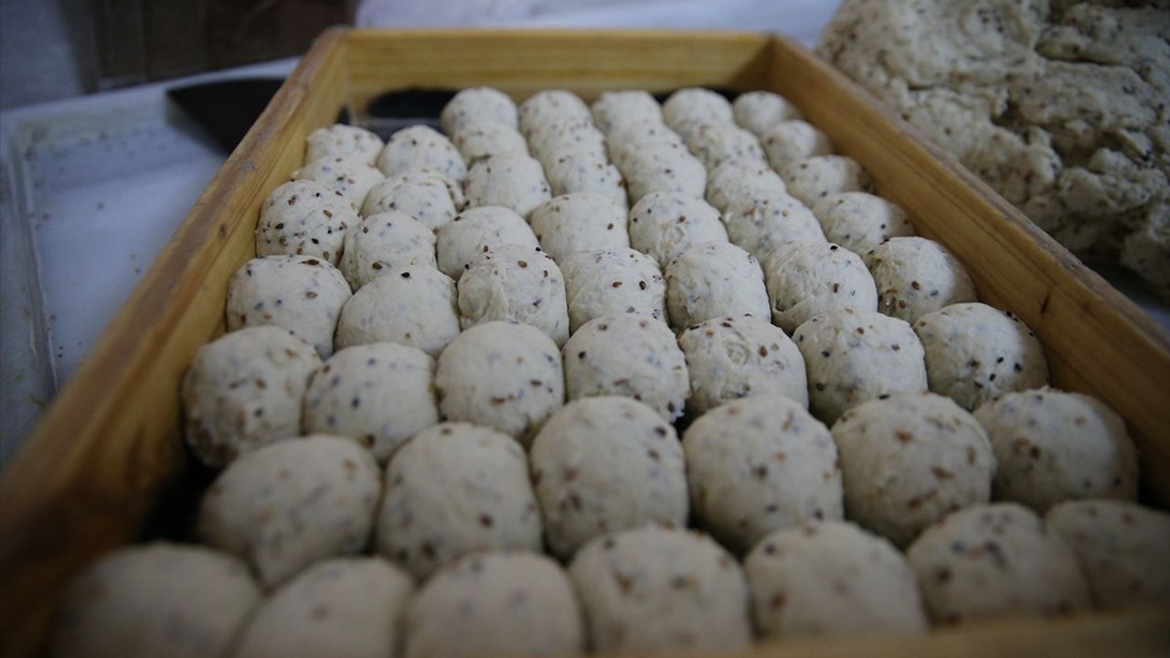 Adıyaman'da Bayram Öncesi Taplama Mesaisi Yoğunlaştı