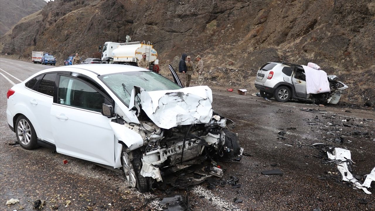 Ağrı'da Trafik Kazası: 1 Ölü, 7 Yaralı