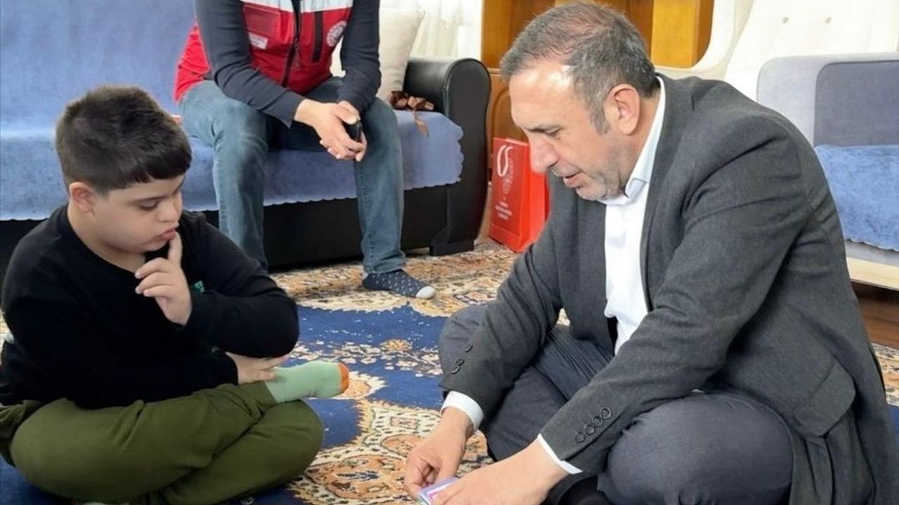 Aile ve Sosyal Hizmetler Bakanlığı 155 Bin Aileyi Ziyaret Etti