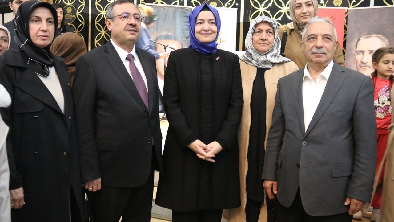 AK Parti Genel Başkan Yardımcısı Kaya Malatya'da İftar Programında Konuştu
