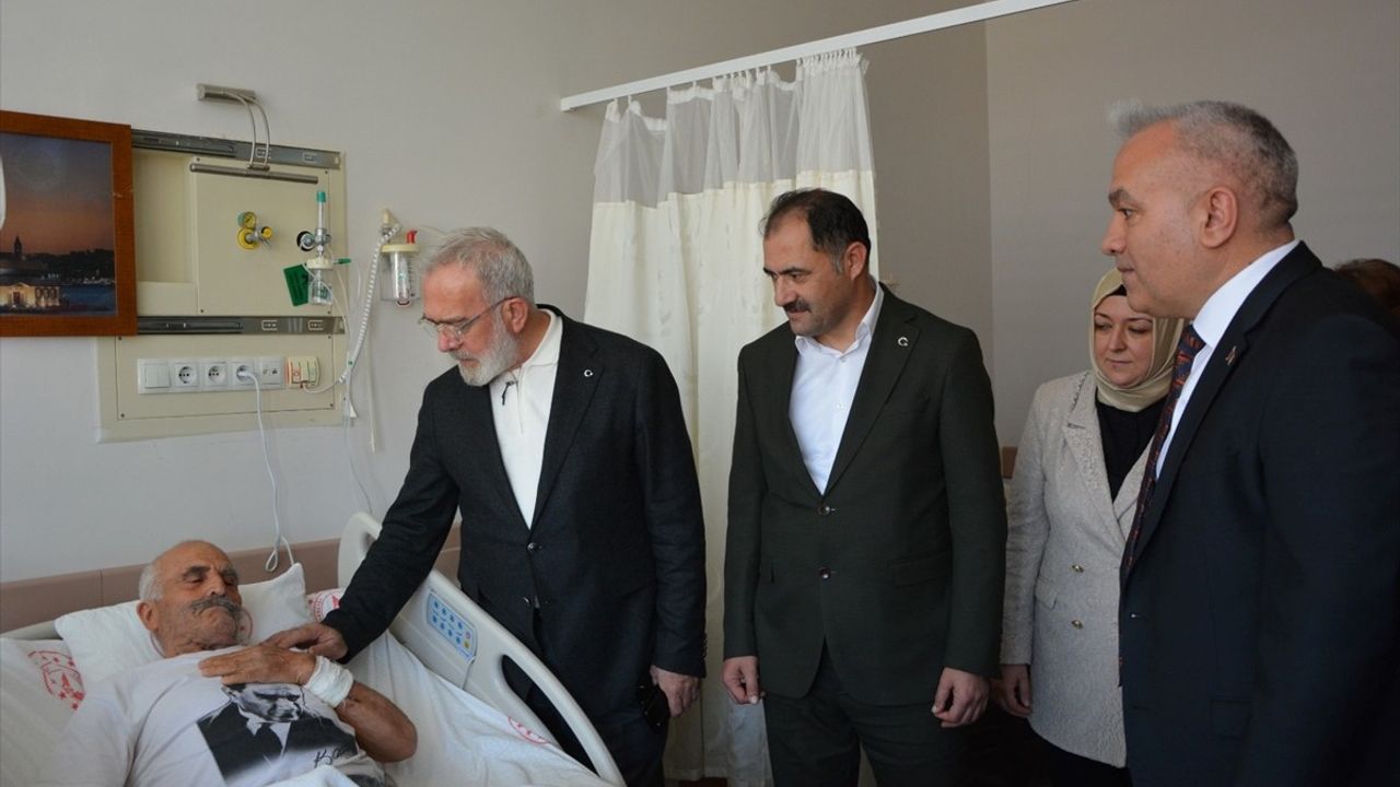 AK Parti Grup Başkanvekili Yenişehirlioğlu, Manisa Demirci'yi Ziyaret Etti