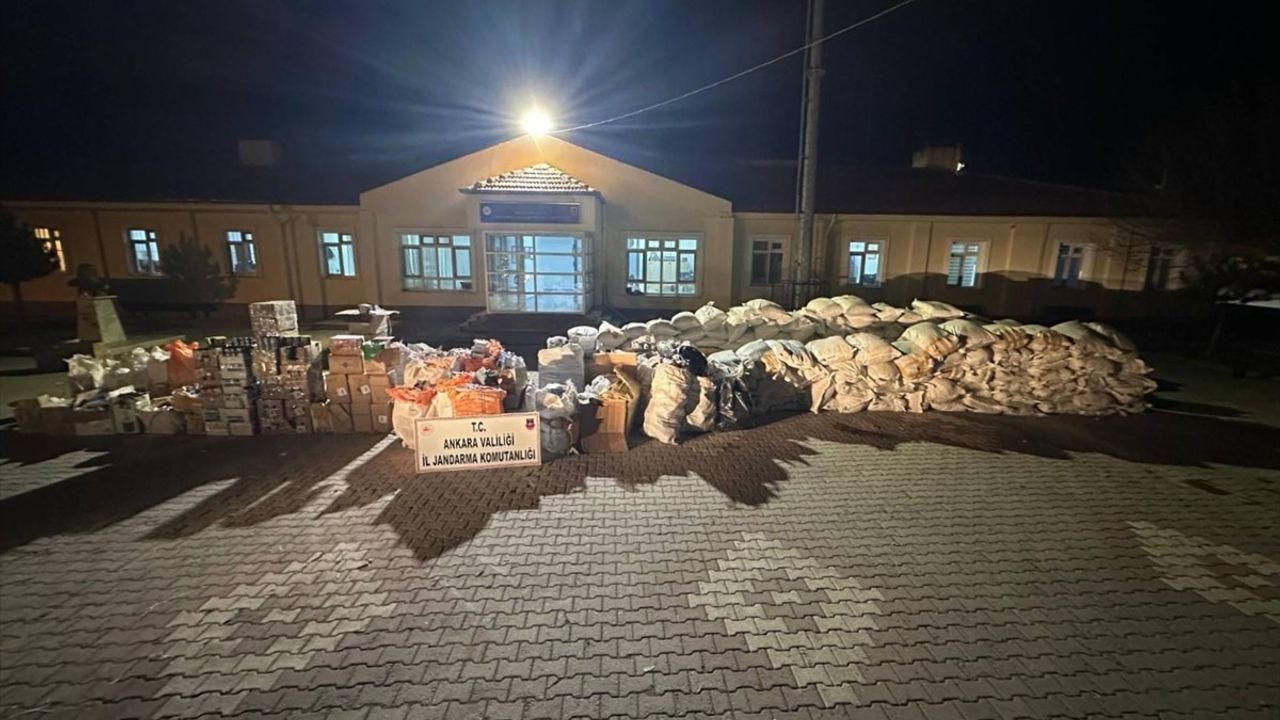 Ankara'da 9,5 Ton Kaçak Tütün ve Ürünler Ele Geçirildi