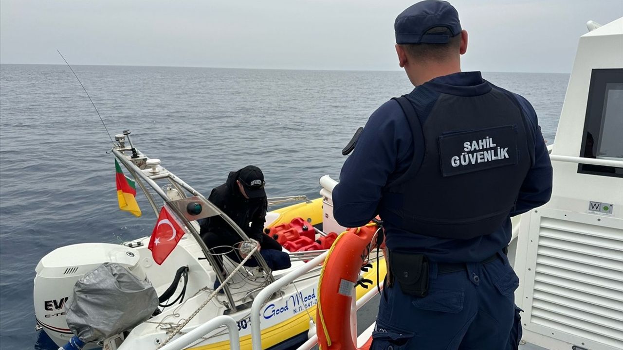 Antalya'da Göçmen Kaçakçılığı Operasyonu: 2 Zanlı Tutuklandı