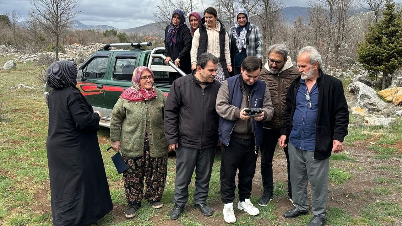 Antalya'da Kaybolan 25 Keçi, Jandarma ve Köylülerin Çabasıyla Bulundu