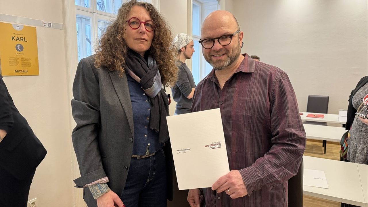 Avusturya'da Musevilerden Siyonizm karşıtı Bildiri: 'Yahudilik, Siyonizm Değildir'