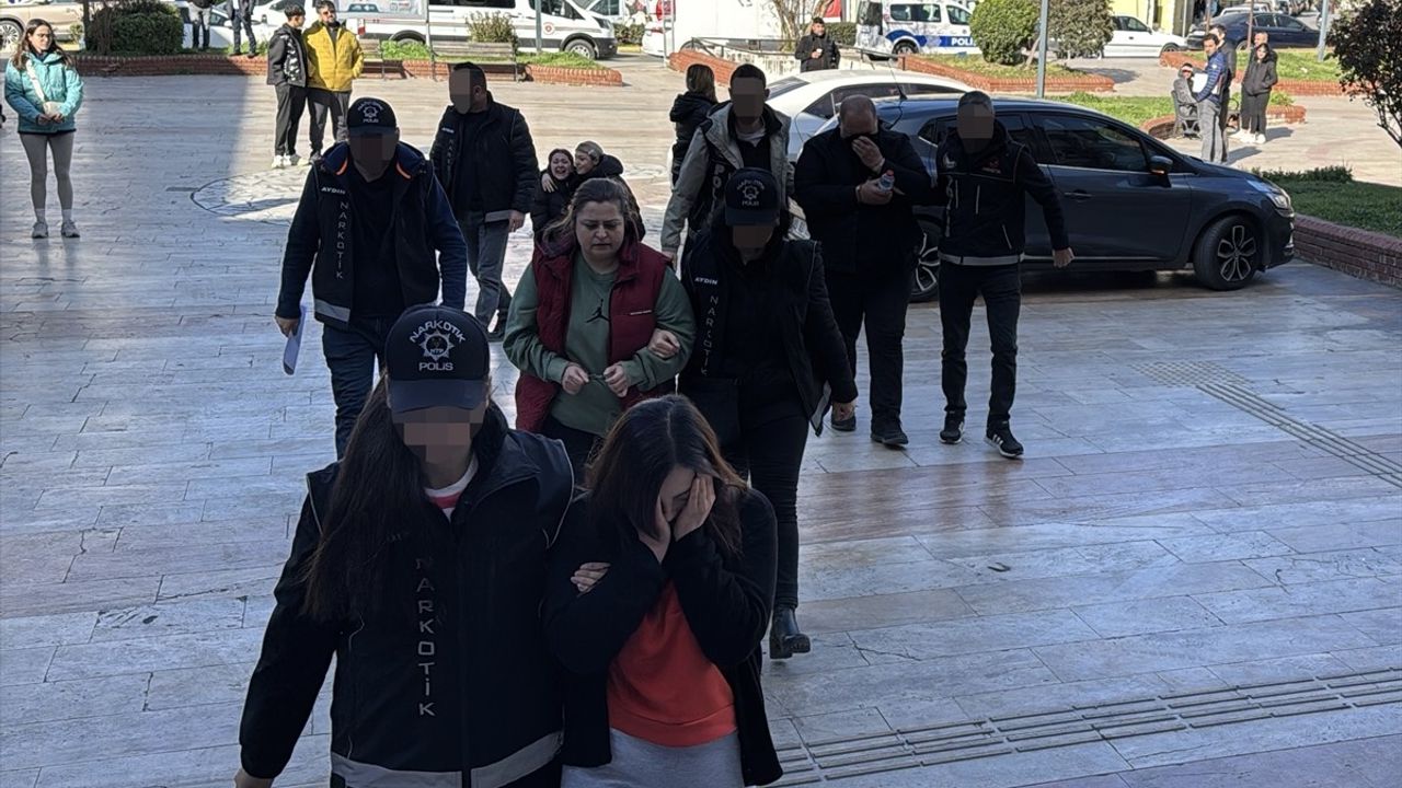 Aydın ve Ordu'da Yeşil Reçeteli İlaç Operasyonu: 5 Şüpheli Gözaltına Alındı