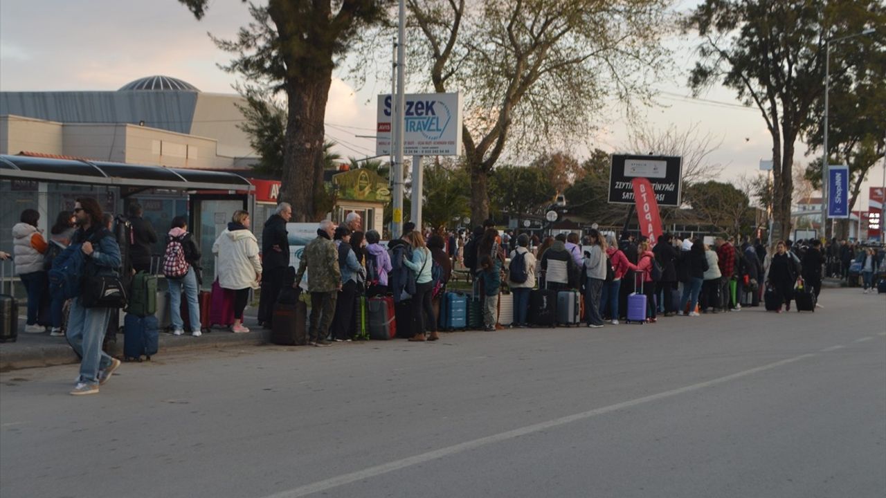 Ayvalık - Midilli Geçişlerinde Ramazan Bayramı Yoğunluğu