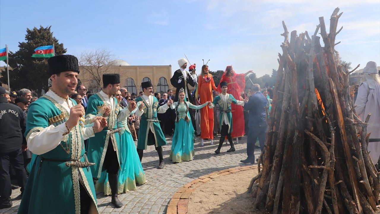 Azerbaycan'da Nevruz Kutlamaları Coşkuyla Başladı