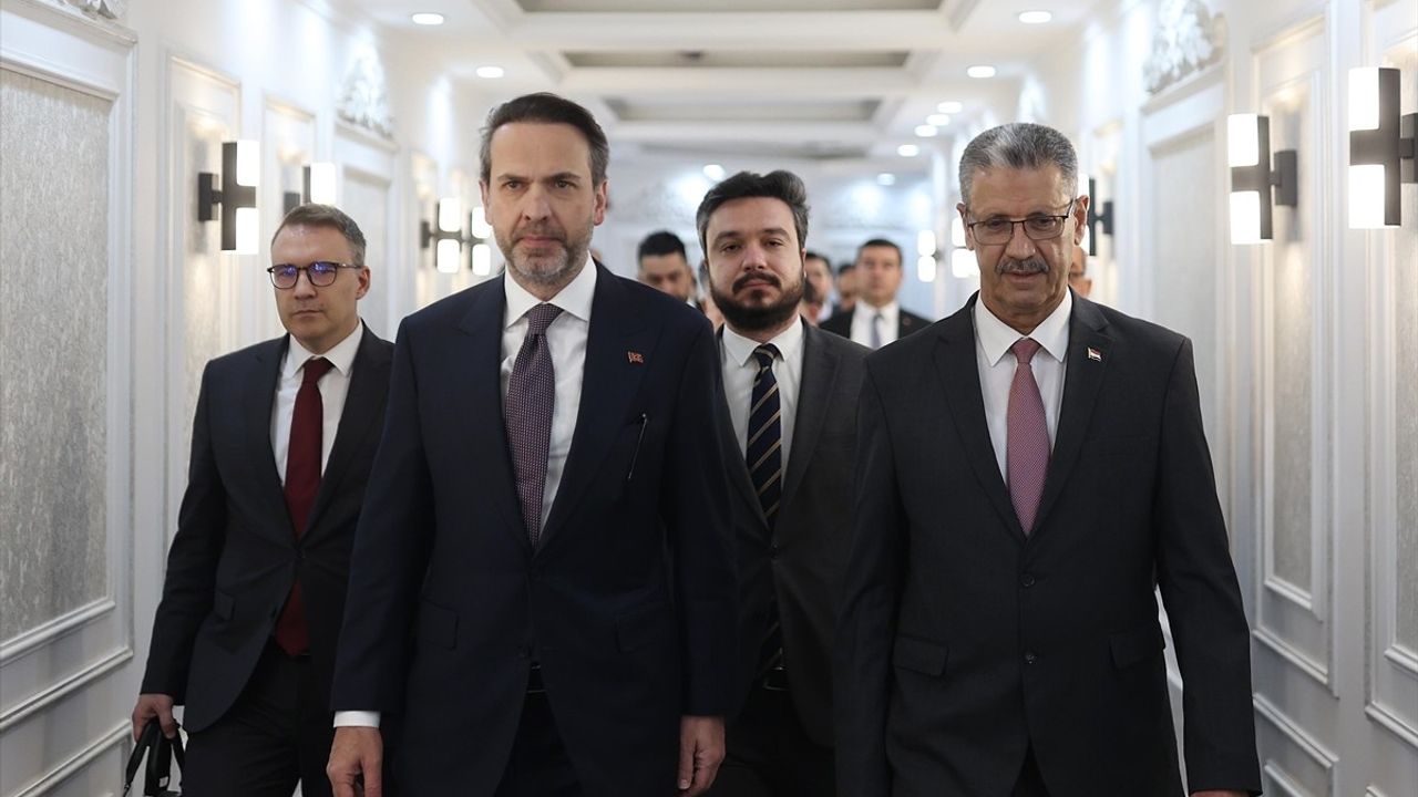 Bakan Bayraktar, Irak'ta Enerji İşbirliği Görüşmeleri Gerçekleştirdi