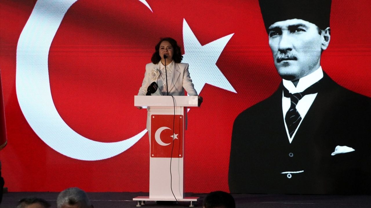 Bakan Bolat: Türkiye Bölgesinin Parlayan Yıldızı