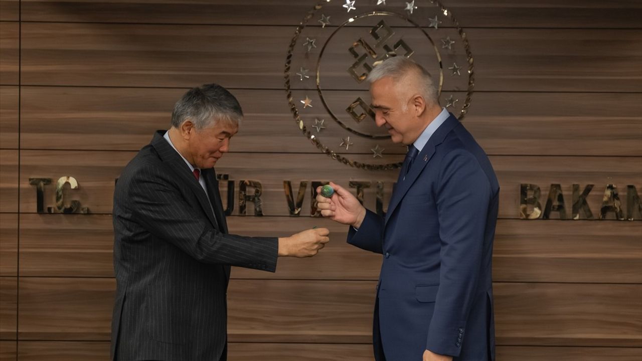 Bakan Ersoy, TÜRKSOY Heyetini Kabul Etti: Nevruz'un Önemi Vurgulandı