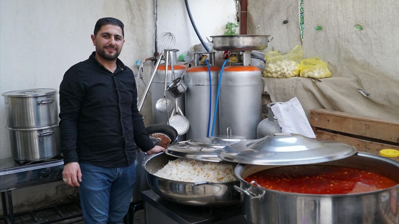 Bodrum'da İftar Sofrası Kurma Geleneği Sürüyor