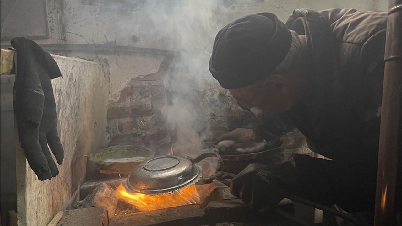 Bolu'da 68 Yıldır Kalaycılık Yapan Usta, Mesleğinin Geleceğinden Endişeli