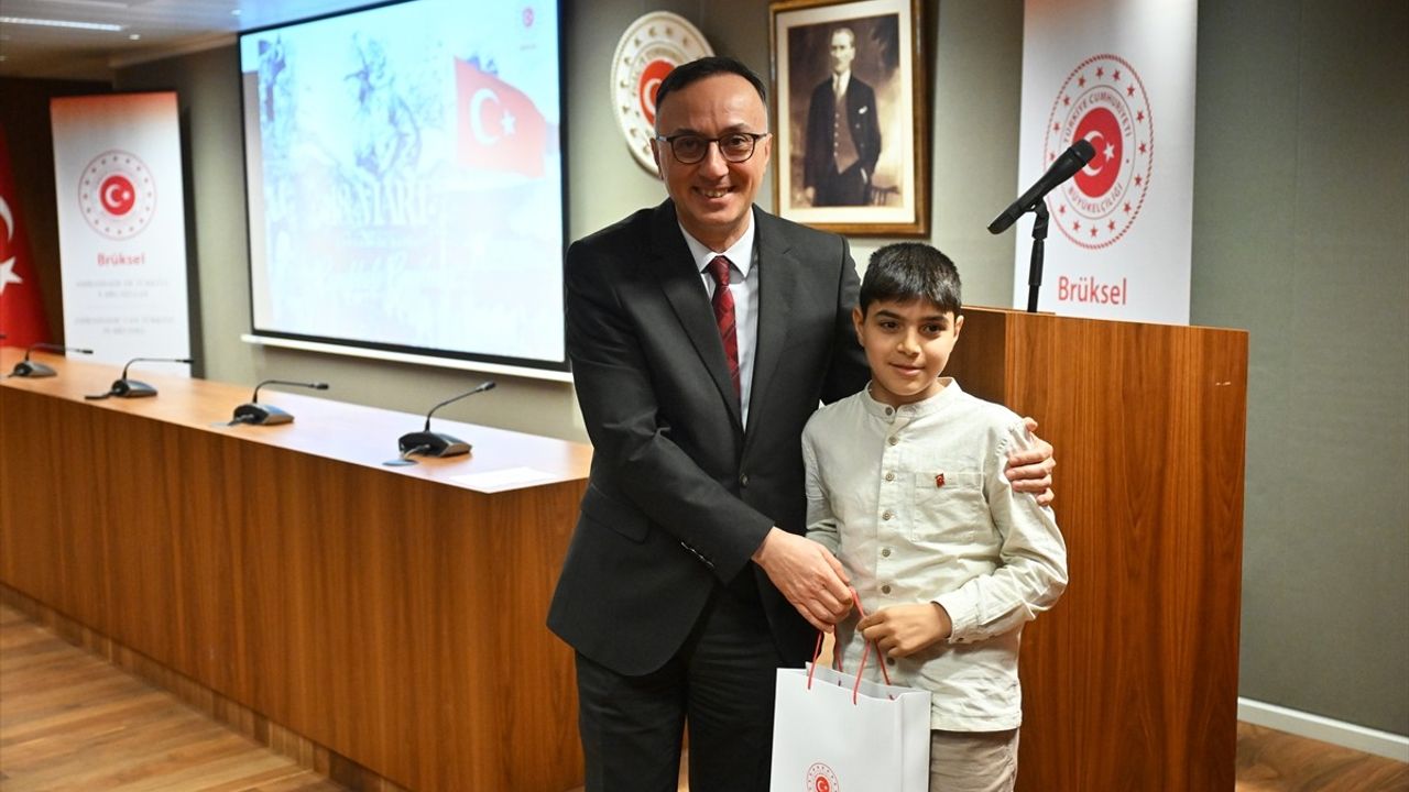 Brüksel'de Çanakkale Deniz Zaferi'nin 110. Yıldönümü Töreni