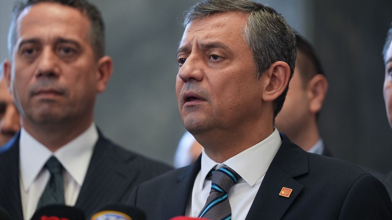 CHP, Ekrem İmamoğlu'nu Cumhurbaşkanı Adayı Olarak Belirledi